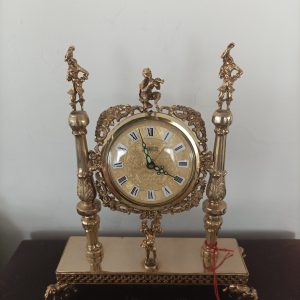 Orologio da tavolo Titanus stile barocco